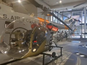 西德陆航贝尔47直升机