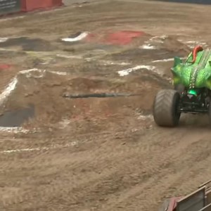Oh my 😱 📲: LIVE from Tucson • on our YouTube #MonsterJam #MonsterTruck | Monster Jam