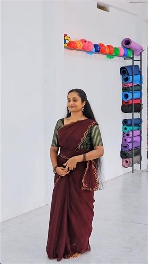 സാരി ഉടുത്താൽ ഒരു ഡാൻസ് നിർബന്ധമാ😜😄#dance #sareelove #sareedance #ytexplore #yttrending #newvideo