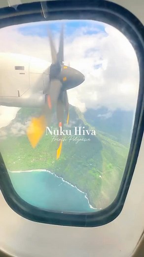 Terre de contrastes et de légendes, Nuku Hiva vous invite à vivre une aventure hors du temps 🌿 Entre falaises vertigineuses, vallées mystérieuses et traditions marquisiennes, chaque pas résonne comme un voyage au cœur de la Polynésie sauvage ☀️ 👉 Découvrez Nuku Hiva : https://www.tahititourisme.fr/iles/nuku-hiva/ 📸 @jyo_shankar #LoveTahiti #TahitiEtSesÎles #TahitiTourisme #Tahiti #TahitiLife | Tahiti Tourisme