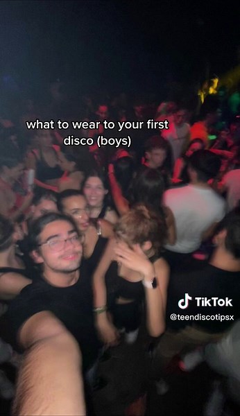 Men's Club Outfit Ideas for a Disco Night