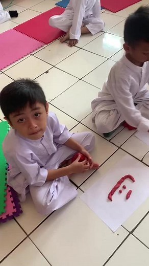 Creative Play Activities with Children Using Playdough