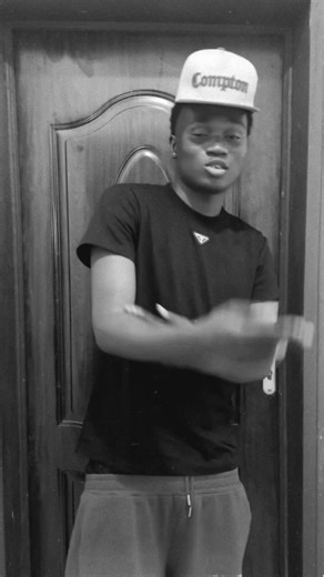 Low by mayor x now available on all streaming platforms 🔥🚀 Cc:@BOI MIDE✨ #foryoupage #blowthisup #fyp #justmayorx #viral