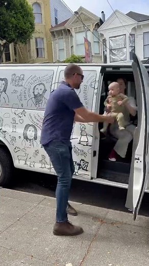 How our family of 12 travels! 🤍 Chevy Express 15 passenger van #family