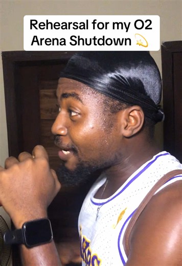 Transforming My Room into the O2 Arena Experience