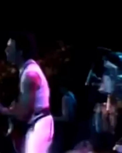 178K views · 8.3K reactions | Don't Talk to Strangers | Rick Springfield ‧ 1982 | Roni Cantero | Facebook