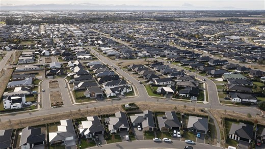 Renters wait weeks for bond refunds that should take five days