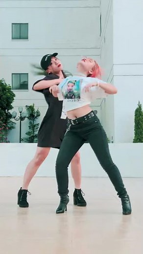 #DANCEwithHM x The A-code | Team Selena Gomez - Wendy & Rim | The A-code Choreography