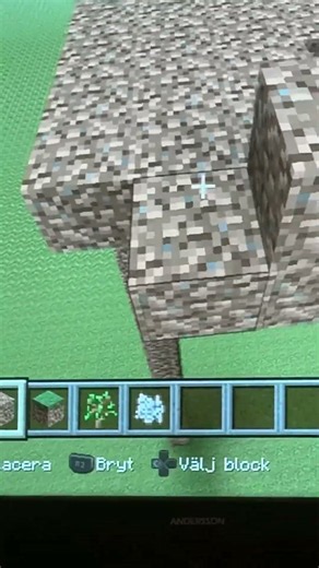 How to build skyblock in Minecraft 😒If I get 1000 like I’m posting 2 Minecraft video. #minecraft