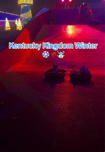 Wishing Kentucky Kingdom was open so we could at least enjoy all this winter weather ❄️☃️🛷 ##kentucky##louisville##ky##snowstorm##snow