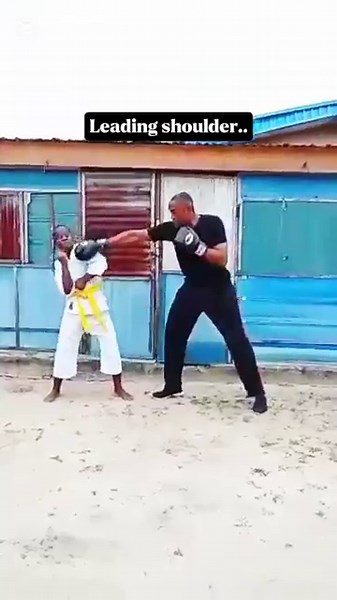 HOW TO USE THE PHILLY SHELL BOXING STYLE. #boxing #boxingtraining #selfdefense