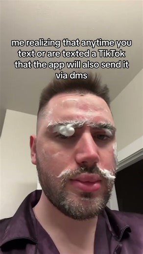 I kept wondering why i was receving videos in my texts AND dms… until i realized tiktok was doing it