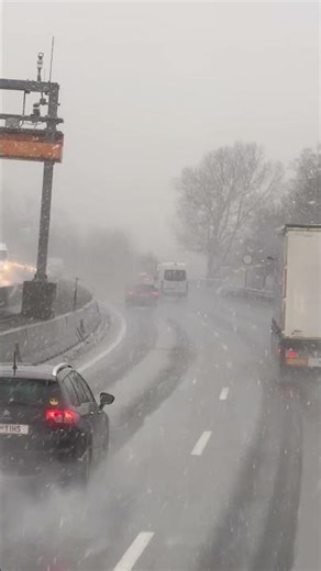 Highway in heavy rain gets dangerous fast #driving #rainsafety #highway