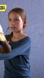 Elle part seule à Madagascar pour apprendre la danse ! | 100% DOCS