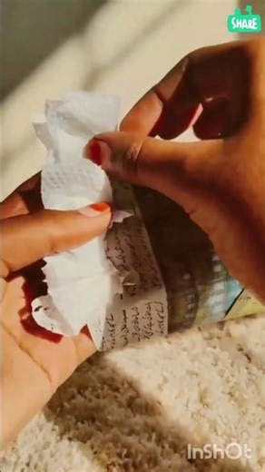 I make a Christmas tree with using a tissue paper