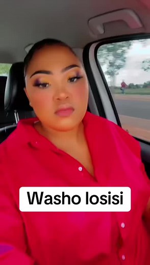 khuzani_mpungose (@khuzani_mpungose)’s videos with Umjolo Lowo - Khuzani