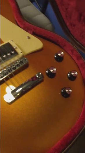 Real or Fake - Les Paul Guitar? #guitar