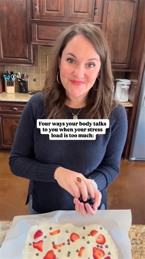 Erin Kerry | Holistic Mental Health Coach | Functional Medicine on Instagram: "Your HPATG Axis (hypothalamic-pituitary-adrenal-thyroid-gonadal connection) is how your body responds to your stressors - perceived or real. Every part of your body prepares to support you when you have chronic stress. Here’s what you can do: - Plan for 10 hours of rest time a day. That’s right. Get to bed early, do something calming. Have a calming bedtime and wake time routine. - Eat protein at every meal, consisten