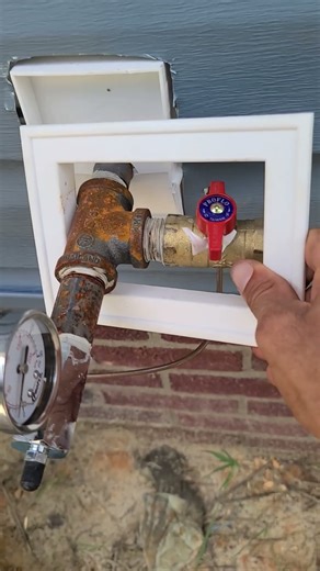 Siding installation split Mini Mount