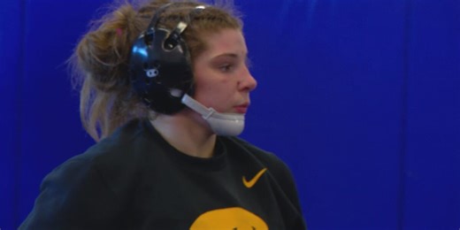 Lena’s Taylor Whiting chasing first girls wrestling four-peat