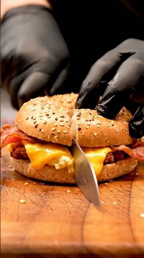 POV you’re still eating a basic bagel on the Upper West Side 🥯🔥