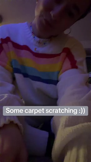 Brain scratch🧠😶‍🌫️ #asmrscratching #tinglyasmr #notalkingasmr #brainscratch