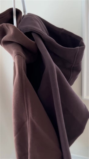 Lululemon Java vs Espresso ☕️ Absolutely love them bot! Comparison of the two brown scubas 🤎 #lululemon #scuba #lululemonaddict #lululemonscubahoodie #lululemonjava #lululemonespresso #javascuba #espressoscuba #lululemonjavascuba #lululemonscubacollection #lululemonhack #lululemoncomparison #java #ootdfromlululemon