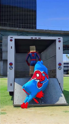GTA V : HULK SAVING SPIDERMAN COW 😯|#shorts