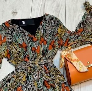 sam_sam_fashion on Instagram‎: "new model 🌸✨✨🌟🌟⚡️💥 پەیجی دووەمان بۆ قاتی ناوماڵ @sam_sam_homewear @sam_sam_homewear new model @sam_sam_fashion جوانترین پۆشاک و جانتاو قاتی ناوماڵ بەردەستە ئەتوانن لێرە داوای بکەن لەبەردەم ماڵ وەریبگرە🚕 فۆڵۆوی پەیجەکەمان بکەن گەیاندن بۆ سەرجەم شارو شارۆچکەکان 07502234573 @sam_sam_fashion @sam_sam_fashion #sam_sam_fashion_# slemani#erbil#duhok#dress#bag#beauty#sam#kurdistan#kalar#sam_sam_fashion_"‎