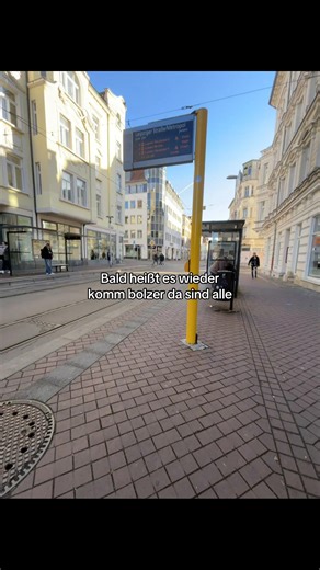 Bald heißt es wieder komm bolzer da sind alle