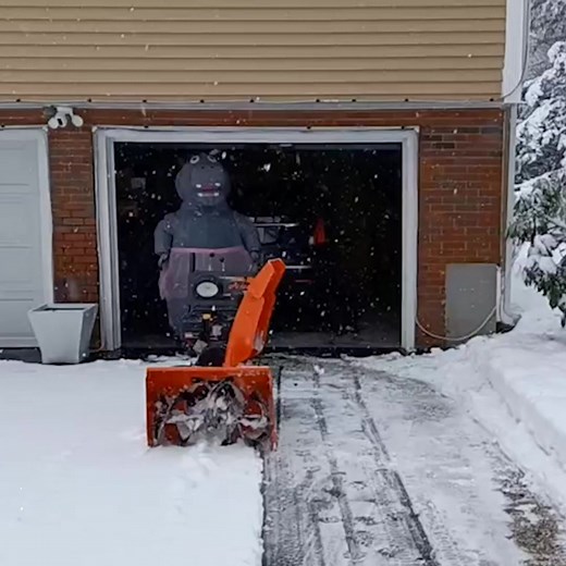 🤣 This "hippo" did a great job clearing snow in Derry! #hippo #hippopotamus #snow #weather #nh #newhampshire #derrynh | WMUR-TV