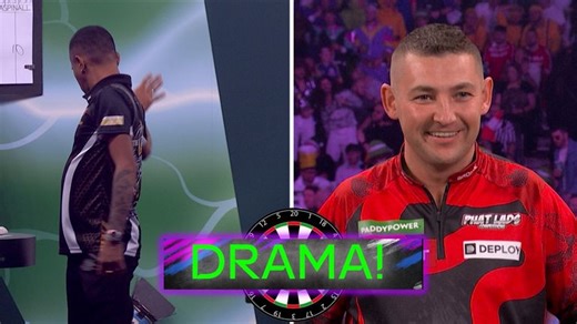 World Darts Championship: Lourence Ilagan TERRIFIED by Ally Pally wasp!