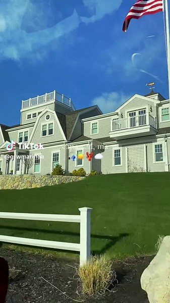 bring me back! ☁️🦞☀️🎣 #capecod #massachusetts #summer #vacation #capecodmassachusetts #capecodsummer #fyp #grwmarinaa #vacationmode #trip #massachusetts #newenglandsummer #beachtown