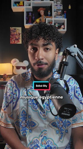 Bébé Lilly : Souvenirs d'Enfance et Animaux Amusants