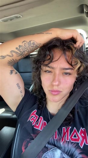 Understanding the Side Eye Expression in Communication