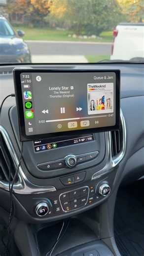 How to install an Apple CarPlay screen for any car! #carupgrade #carplay #carplayscreen #carhacks