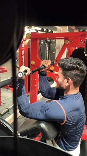 Strict form = Bigger gains 💪Preacher curls hitting that peak like never before 🔥No cheating,