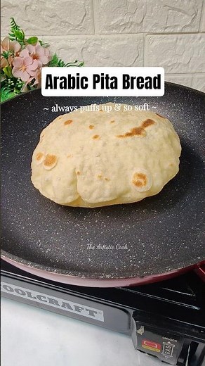 Pita Bread Recipe 👇| Shawarma Bread | Arabic Bread | Kuboos 😍 #shorts #youtubeshorts #ytshorts