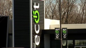 12,000 students enrolled in ECOT search for new schools