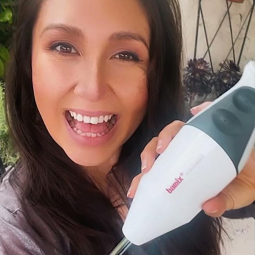 Make Green Curry Guacamole with bamix®