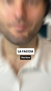 🇮🇹 Ciao amici! 👋 Let’s talk about parts of the face in Italian! 🧑‍🦱👩‍🦰 ❓ How do you say “chin” in Italian? Drop your answer in the comments! 👇 ✅ Follow me for more tips to speak Italian like a local! 🇮🇹🗣️ #simplitalian #italianlanguage #learnitalian #italian #italianoperstranieri #italianteacher #italianlessons #italiano #italianwords #italianvocabulary | Simplitalian