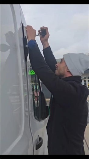 Gained access to this locked Ford Transit '20 with keys in the ignition #lockwize #pov #lockedout