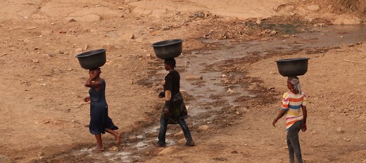 4 Factors Driving the Water & Sanitation Crisis in Africa