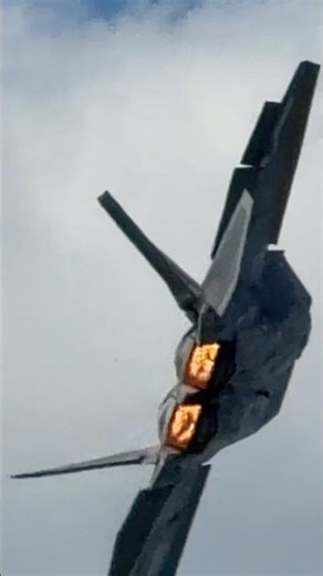 The Raptor Demo team getting it done at Sun n Fun