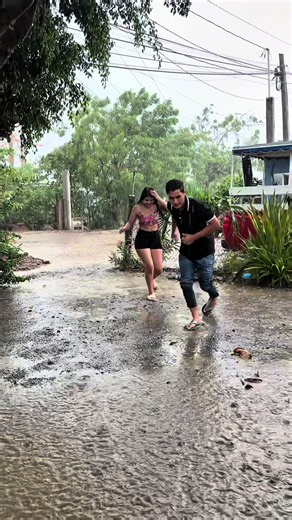 Ay ale 🤣🤣😅 #viralvideo #lluvias