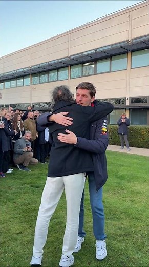 This team photo is cold - literally 😮‍💨🥶 #F1 #RedBullRacing