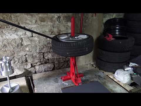 Démonte pneu manuel, manual tire changer
