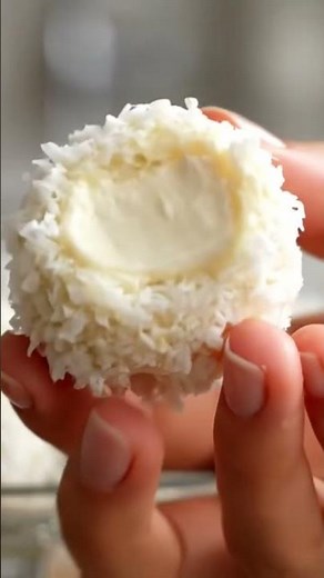 ❄️ NO-BAKE Cream Cheese Coconut Snowballs 😍