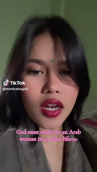 Exploring the Beauty of Arab Women