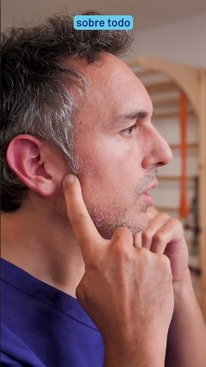 Self-massage to relax ears and open them quickly relieves tension in minutes